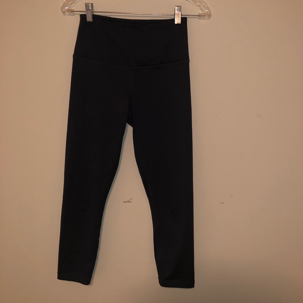 Velocity Capri Leggings